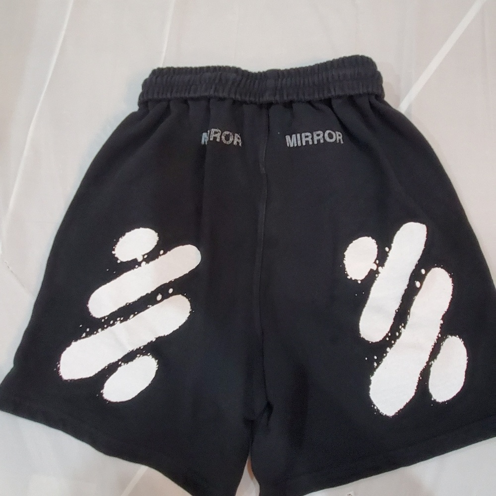 Off White diag spray short